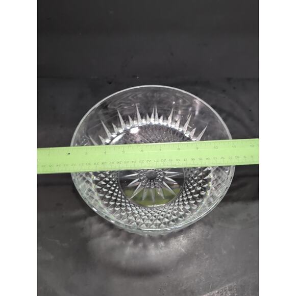 Vintage Arcoroc Serving Bowl, Diamond Cut Crystal Glass, Starburst‎ Design 9" - Picture 10 of 11